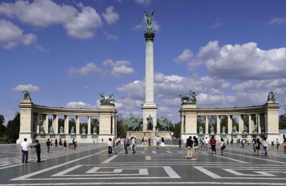 CAPODANNO 2024 BUDAPEST PERLA DELL’EST